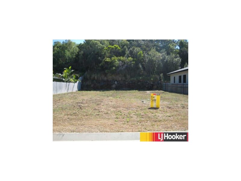 27 Portside Place, Shoal Point QLD 4750