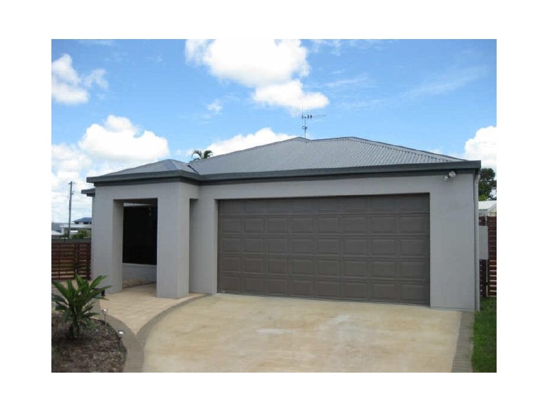 7 Longman Street, Moranbah QLD 4744