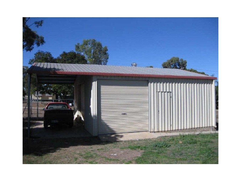 14 Lawrence Street, Moranbah QLD 4744