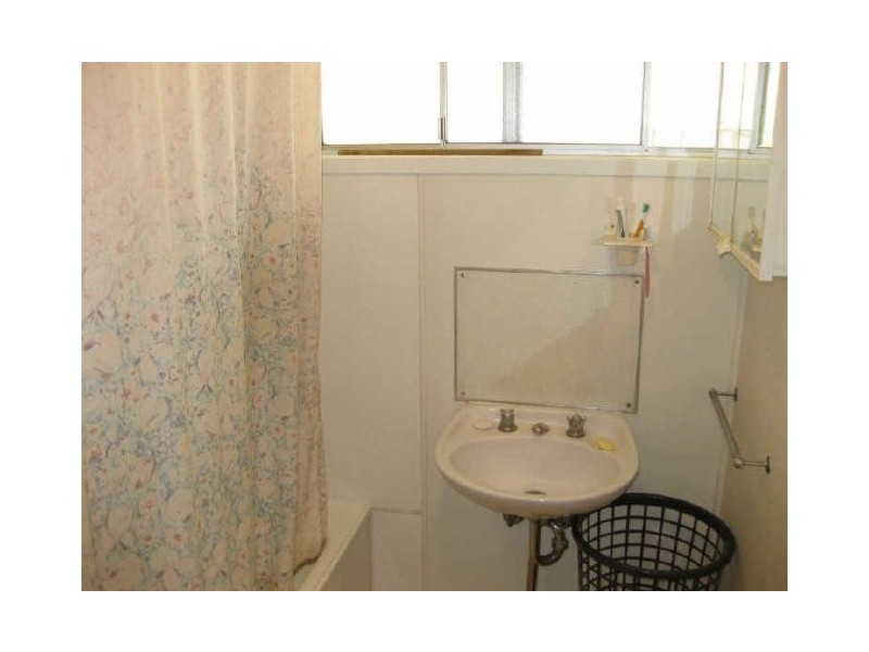 14 Lawrence Street, Moranbah QLD 4744