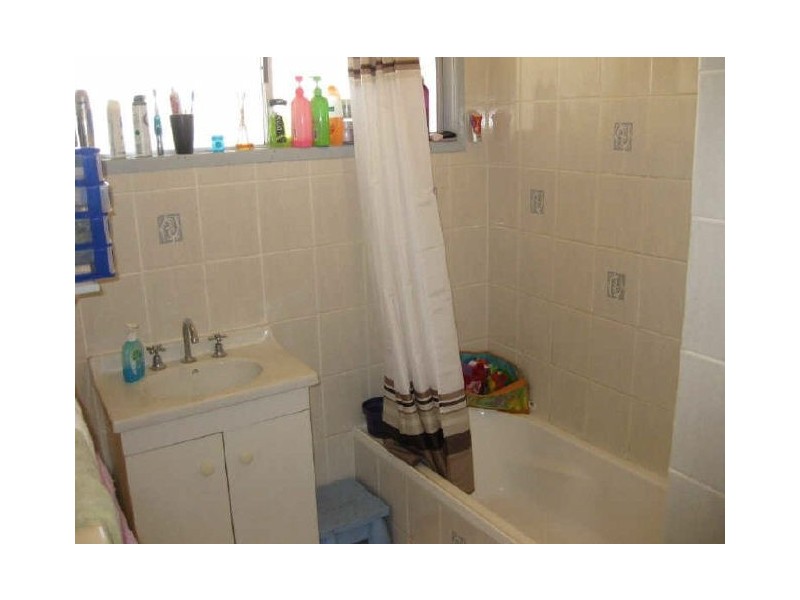 30 Kennedy Drive, Moranbah QLD 4744