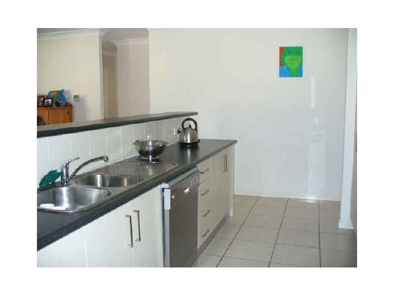 16 Macpherson Street, Moranbah QLD 4744