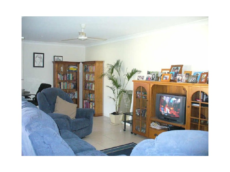 16 Macpherson Street, Moranbah QLD 4744