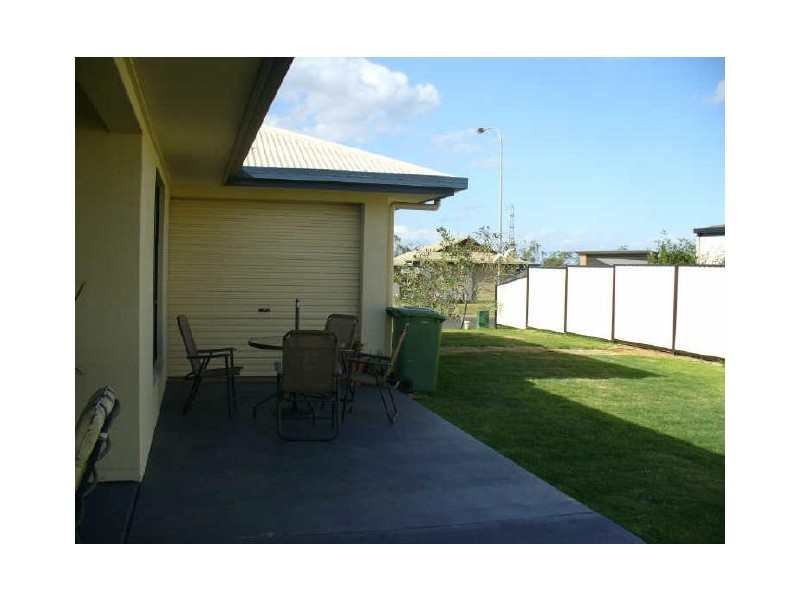 16 Macpherson Street, Moranbah QLD 4744