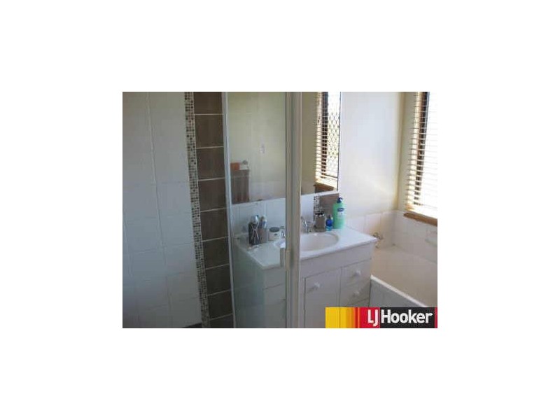 25 Savannah Drive, Moranbah QLD 4744