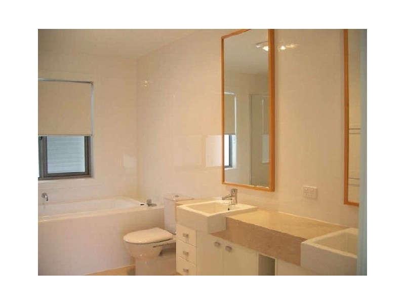 8/2 Belangason Way, Shoal Point QLD 4750