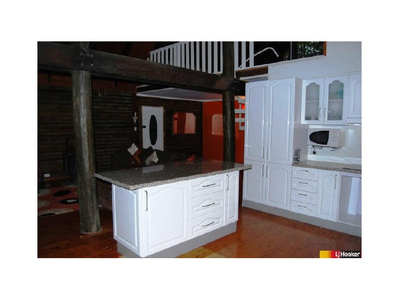 498 Gorge Road, Finch Hatton QLD 4756