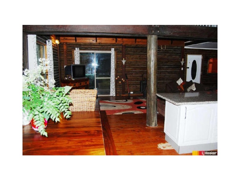 498 Gorge Road, Finch Hatton QLD 4756