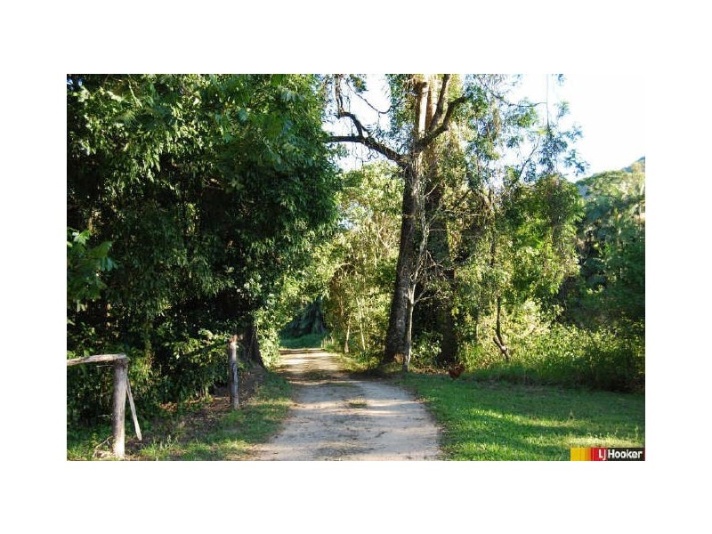 498 Gorge Road, Finch Hatton QLD 4756