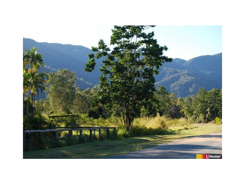 498 Gorge Road, Finch Hatton QLD 4756