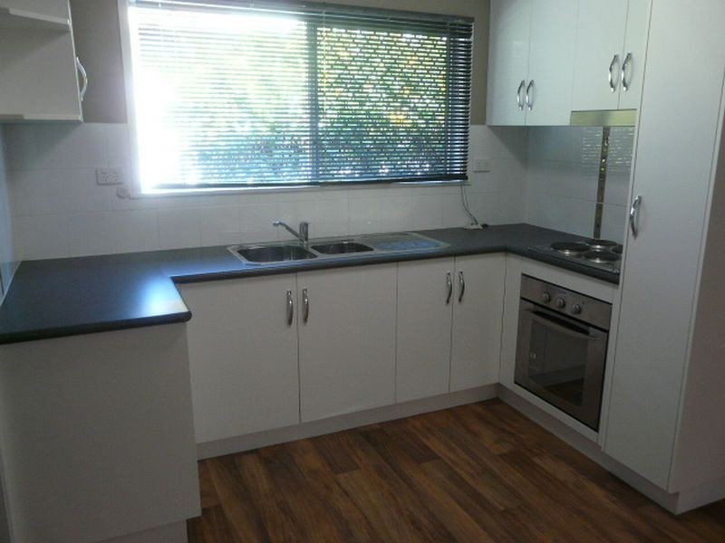 2/73 Paradise Street, West Mackay QLD 4740