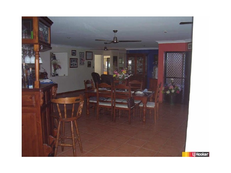 2 Jade Court, Glenella QLD 4740