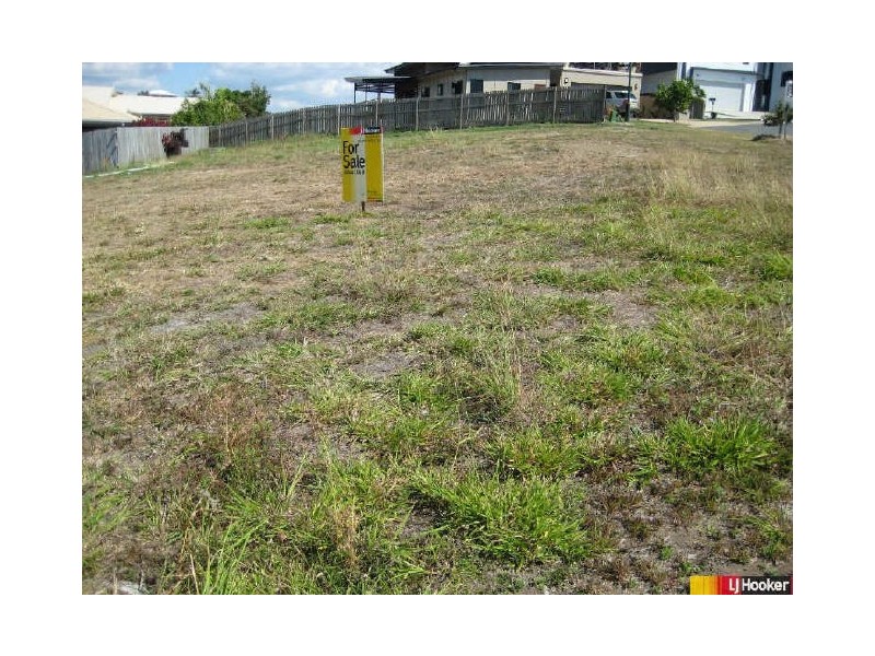 1 Coralcove Court, Blacks Beach QLD 4740