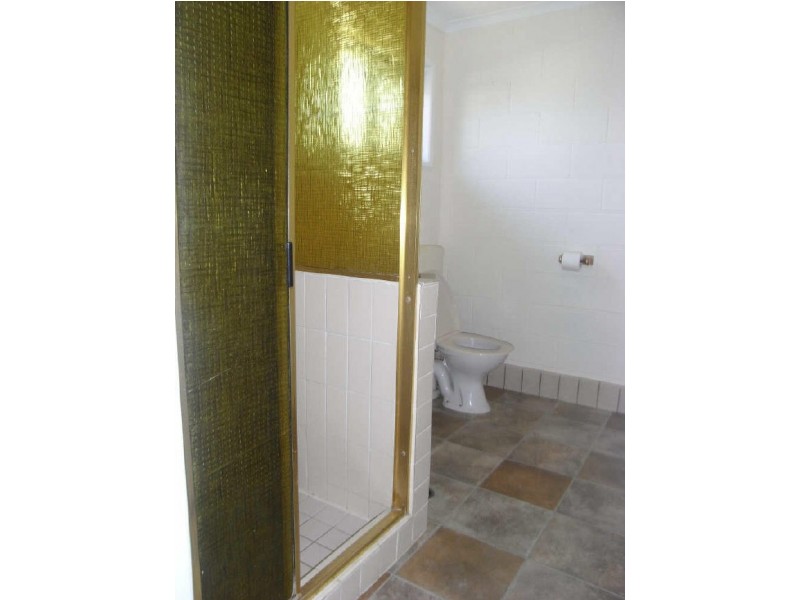 2/25 Byron Street, East Mackay QLD 4740