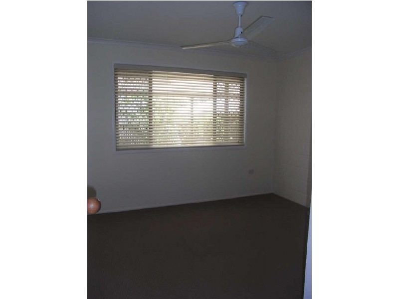 2/25 Byron Street, East Mackay QLD 4740