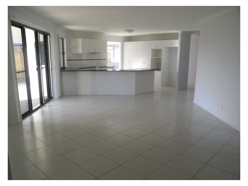 12 Ulladulla Street, Blacks Beach QLD 4740