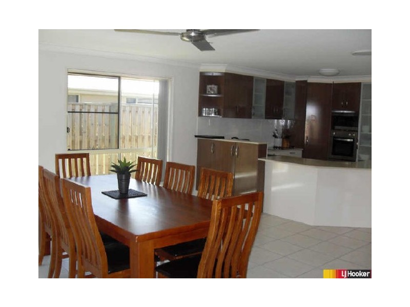 4 Narrabeen Street, Eimeo QLD 4740