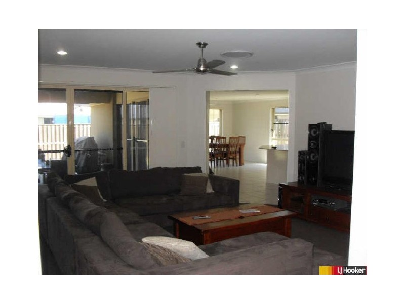 4 Narrabeen Street, Eimeo QLD 4740