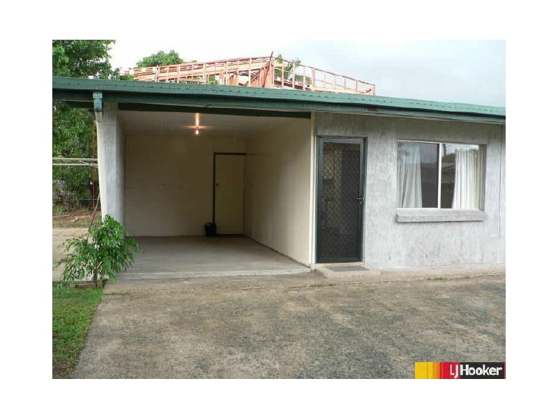 3/37 Range Road, Sarina QLD 4737