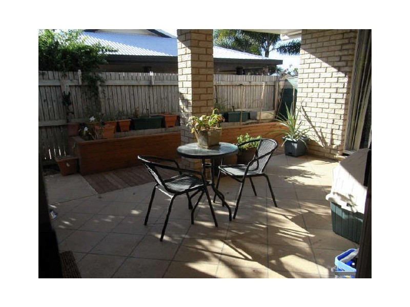 4 Mcalary Drive, Eimeo QLD 4740