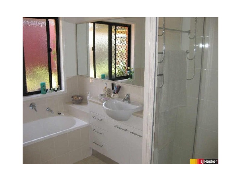 2 Macpherson Street, Moranbah QLD 4744