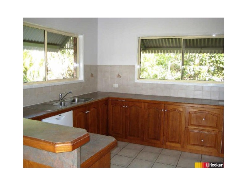 4 Chapman Court, Eimeo QLD 4740