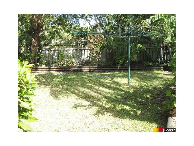 4 Chapman Court, Eimeo QLD 4740