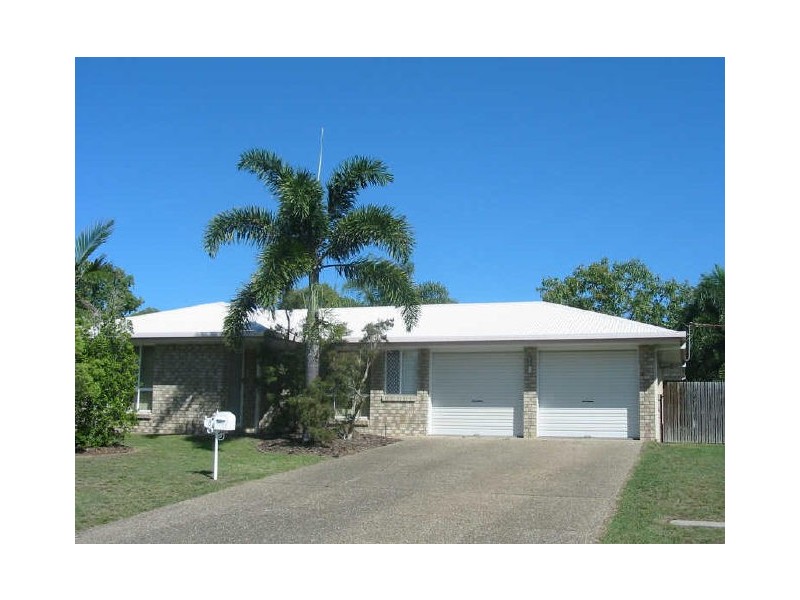 5 Hayman Court, Bucasia QLD 4750