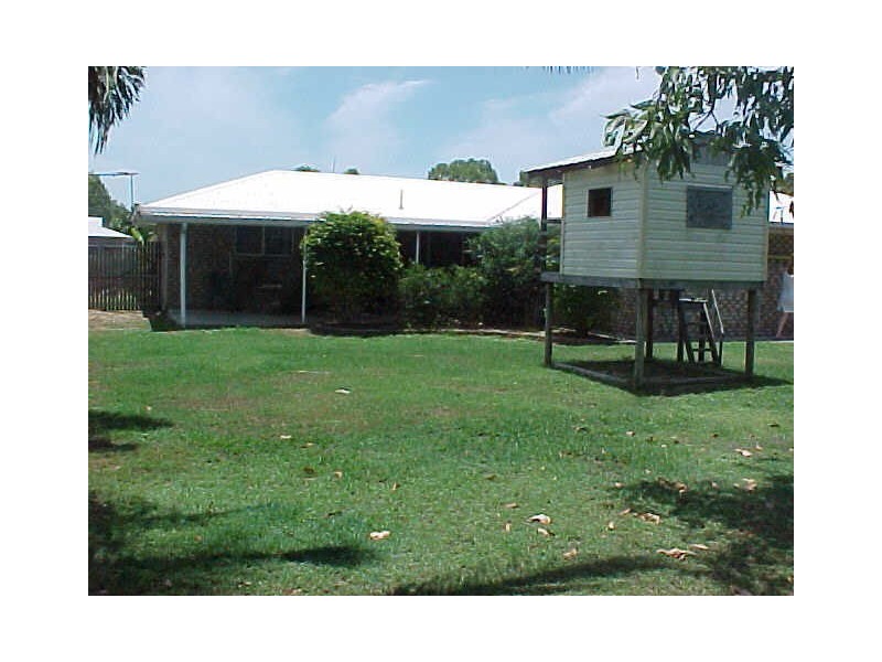 5 Hayman Court, Bucasia QLD 4750