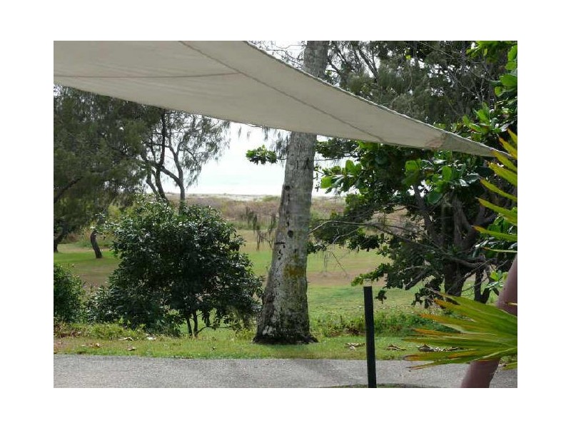 Bungalow 13 Ko-Huna Beach Reso, Bucasia QLD 4750