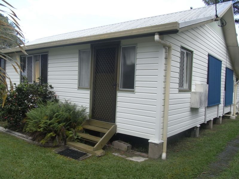 2/10 Creek Street, North Mackay QLD 4740