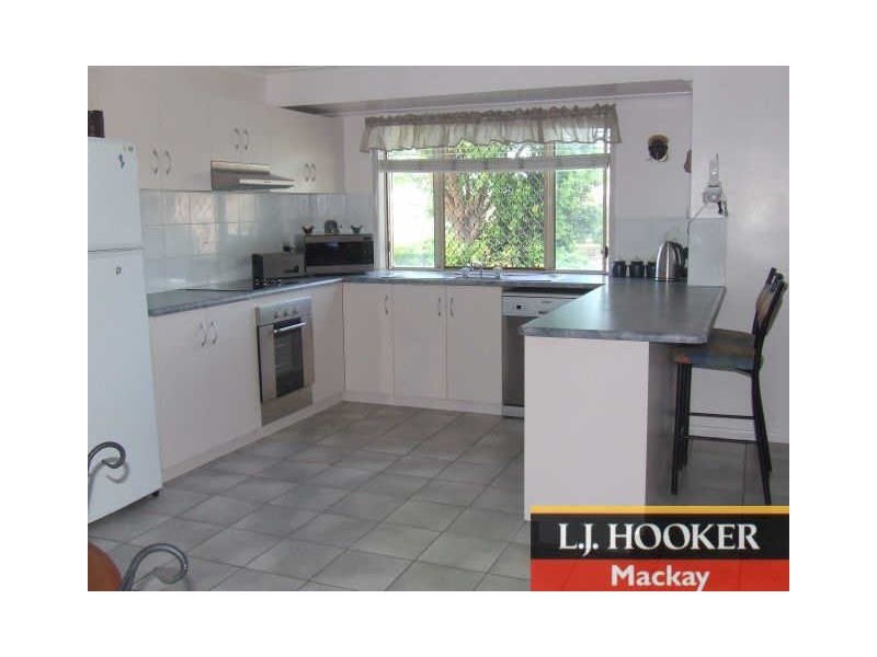 1 Frank Paul Street, Andergrove QLD 4740