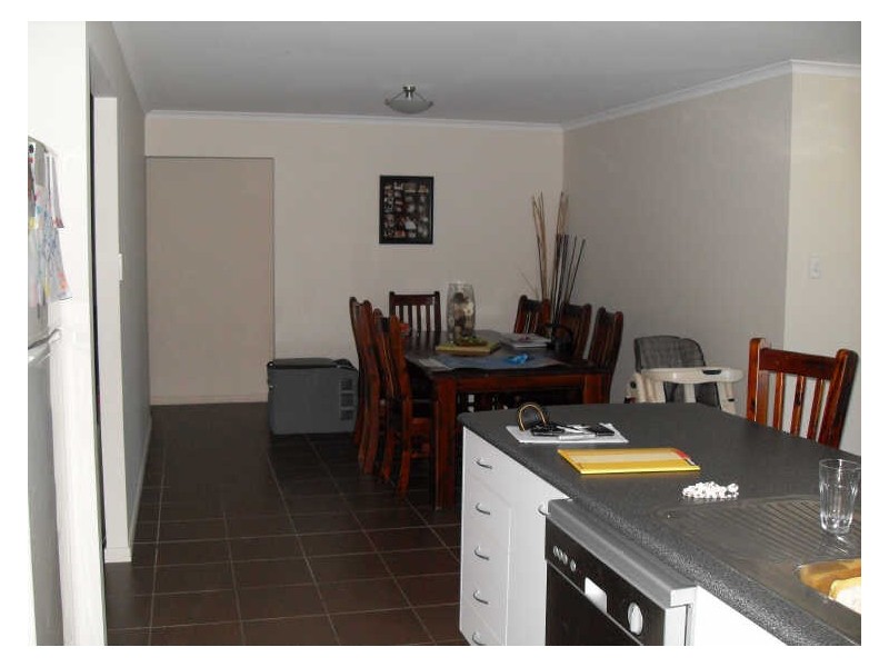 100 Busuttin Drive, Eimeo QLD 4740