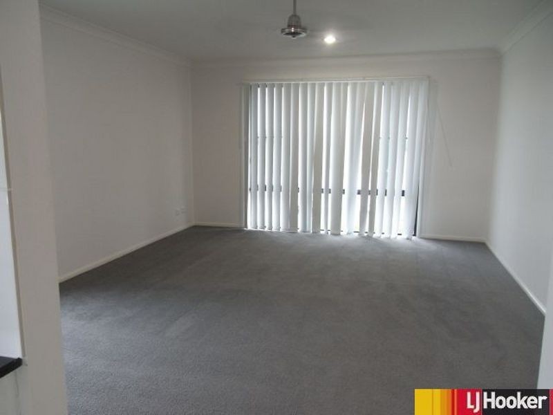 52 Whitehaven Drive, Blacks Beach QLD 4740