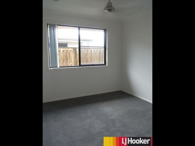 52 Whitehaven Drive, Blacks Beach QLD 4740