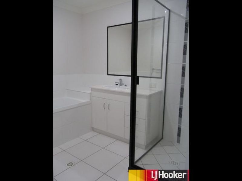 52 Whitehaven Drive, Blacks Beach QLD 4740