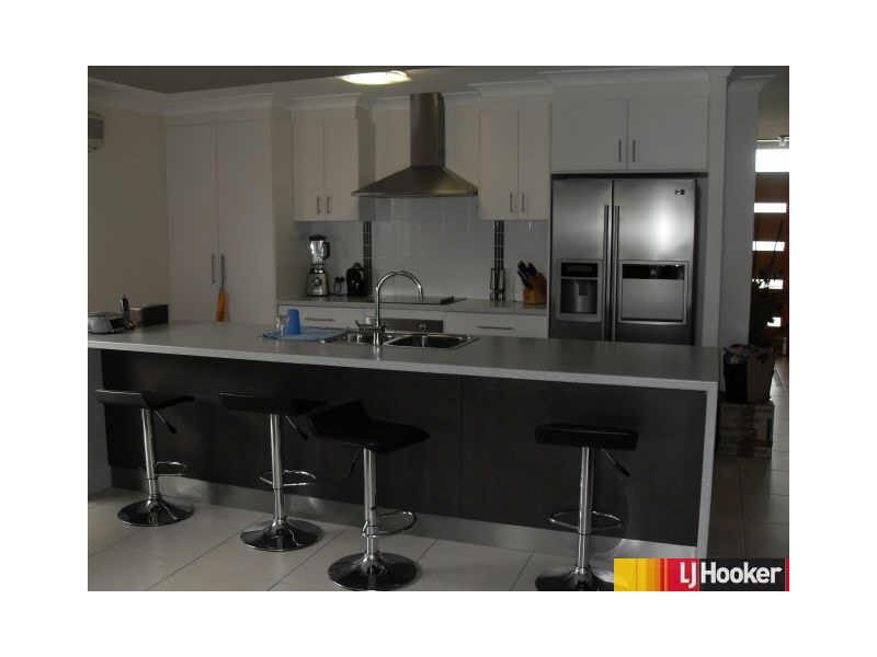 89 Victor Avenue, Glenella QLD 4740