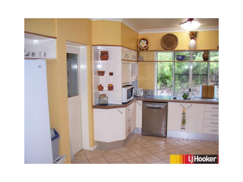 76 Grasstree Beach Road, Grasstree Beach QLD 4740