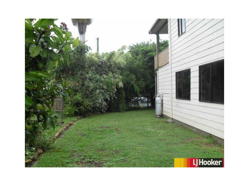 16 Hucker Street, Mackay QLD 4740