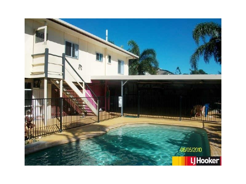 17 Crane Street, Slade Point QLD 4740