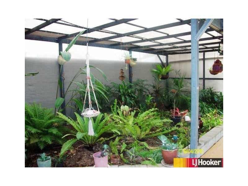 17 Crane Street, Slade Point QLD 4740