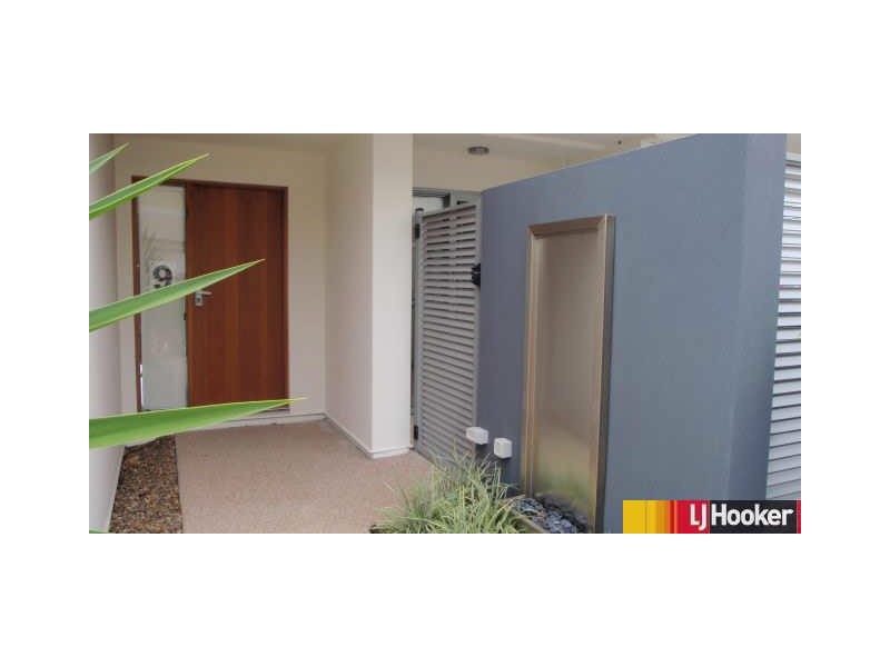 9/2 Belangason Way, Shoal Point QLD 4750