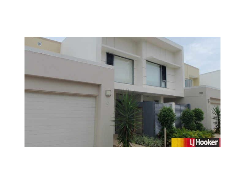 9/2 Belangason Way, Shoal Point QLD 4750