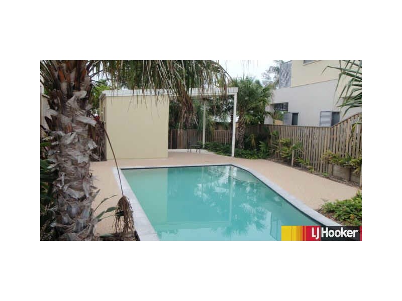 9/2 Belangason Way, Shoal Point QLD 4750