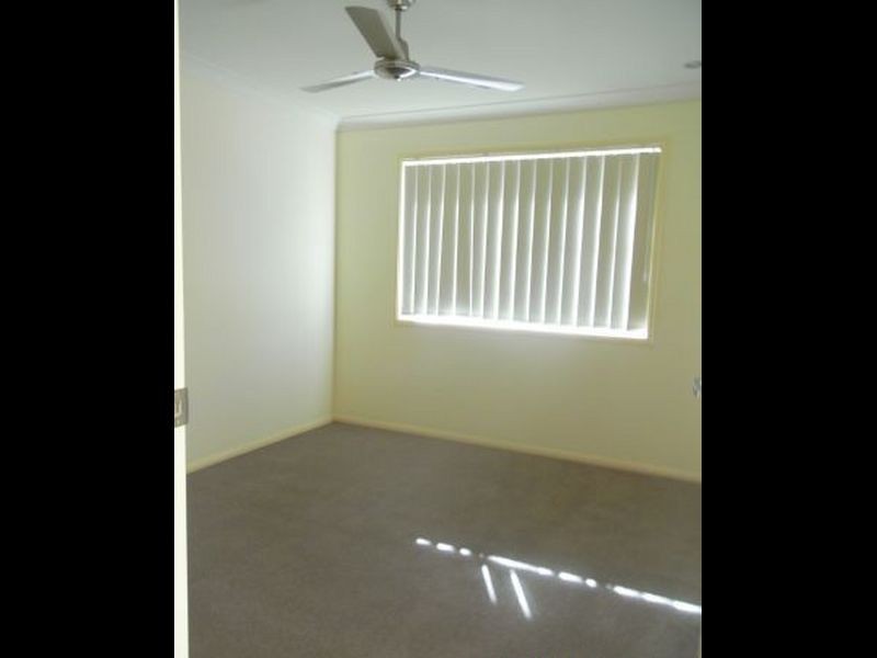 16 Coogee Terrace, Blacks Beach QLD 4740