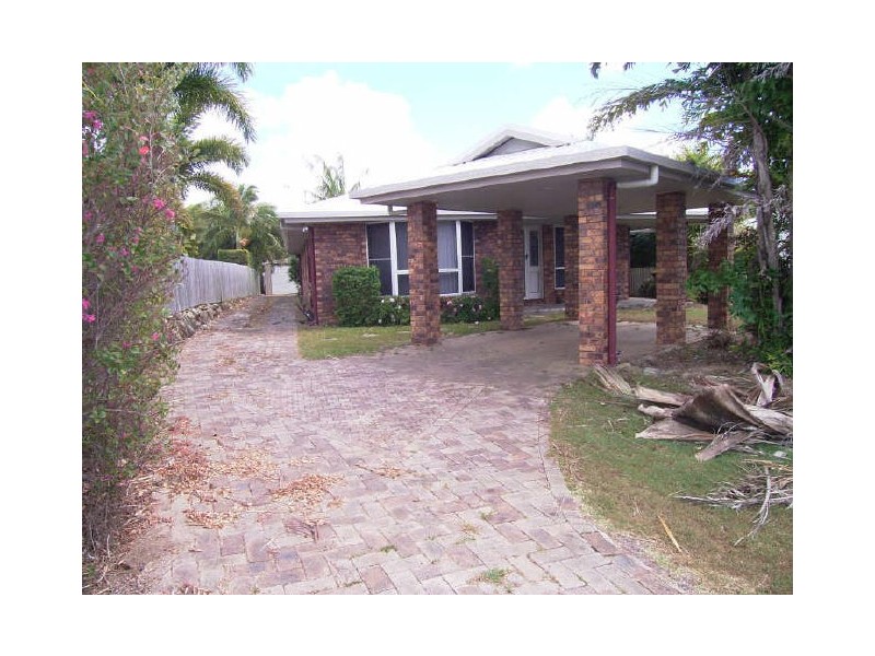 23 Theodore Crescent, Rural View QLD 4740