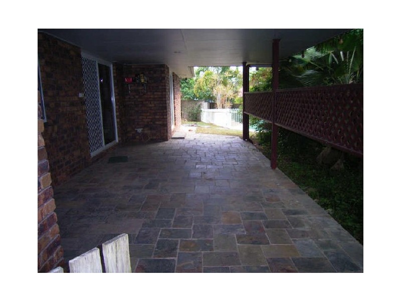 23 Theodore Crescent, Rural View QLD 4740