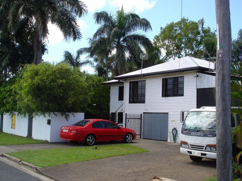 6 Queen Street, North Mackay QLD 4740