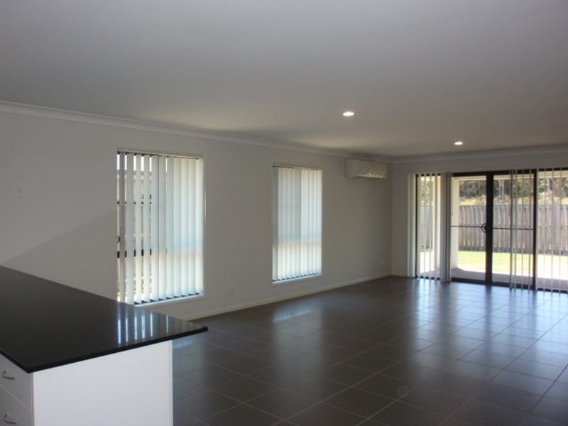 59 Whitehaven Drive, Blacks Beach QLD 4740