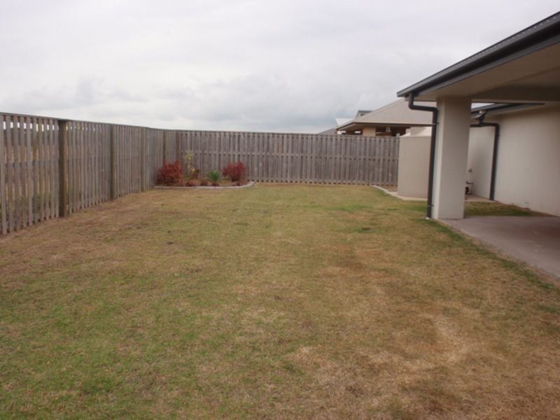 59 Whitehaven Drive, Blacks Beach QLD 4740